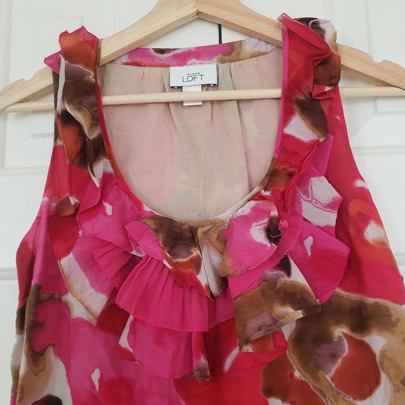 Loft Pink Floral Dress - Size XS - Sleeveless with ruffled neckline - Picture 4 of 9